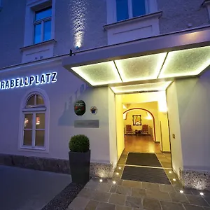 Am Mirabellplatz Отель
